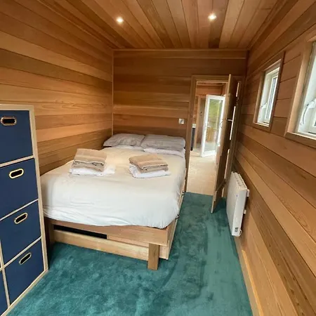 East Learmouth Lakeside Lodges - Larch Lodge Cornhill on Tweed Exterior foto