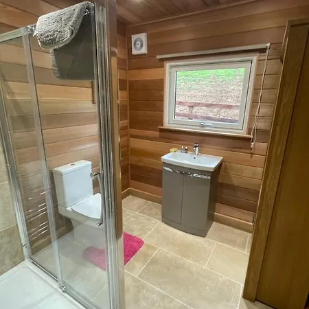 East Learmouth Lakeside Lodges - Larch Lodge Cornhill on Tweed Exterior foto